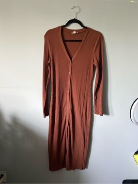Bar III Ribbed Long-Sleeve Button-Front Midi Dress in Broan